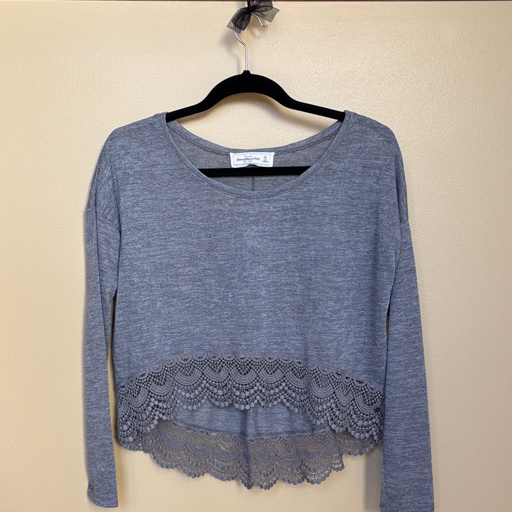 Abercrombie & Fitch Lace Trimmed Top